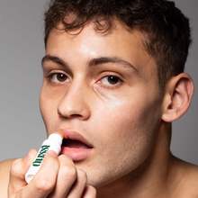 Load image into Gallery viewer, dussl dussl Lip Protection Oil SPF 25 15ml